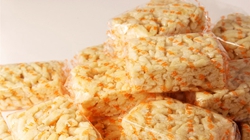 沙琪瑪枕式包裝機(jī)的特點(diǎn)有什么